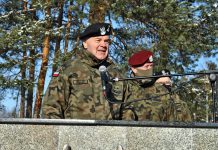 Nowy komendant poligonu Dęba